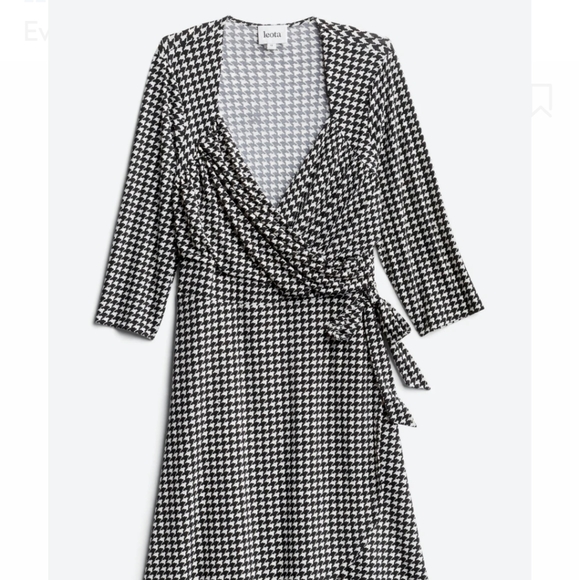 Leota Dresses & Skirts - 🌟3 for $50🌟 Leota Eviana 1X dress
